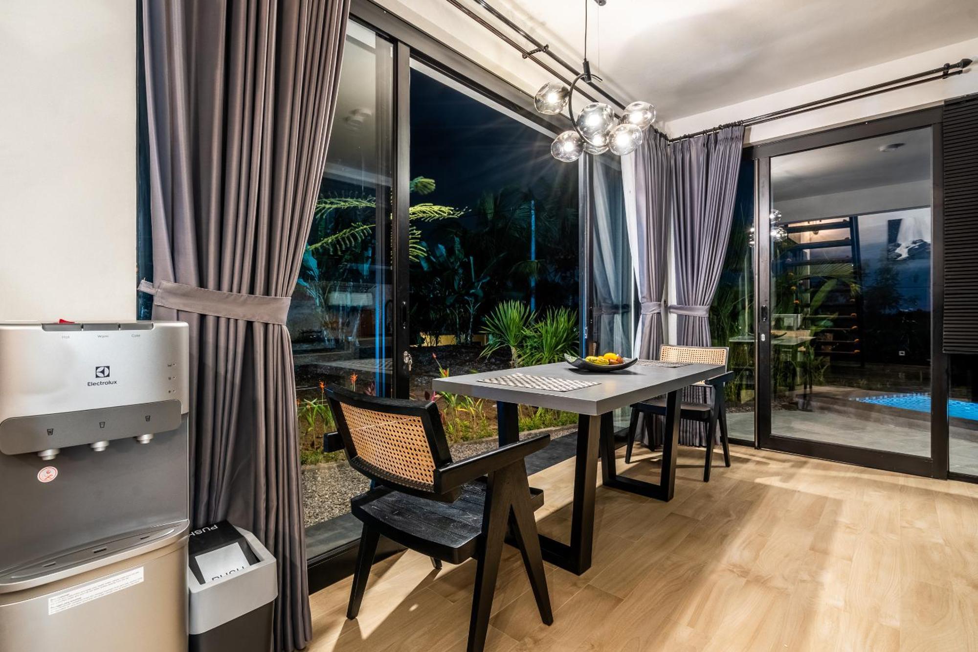 Maple Ridge Villa